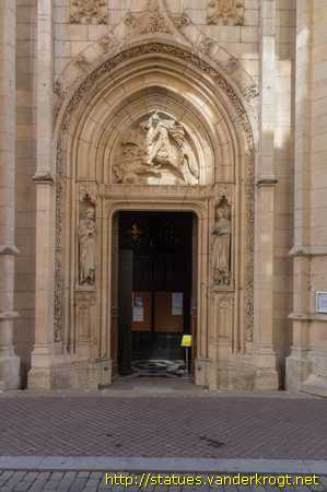 Lyon /  Saints à l'Église Saint Georges