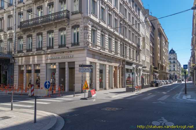 Lyon /  La Vierge à l'enfant