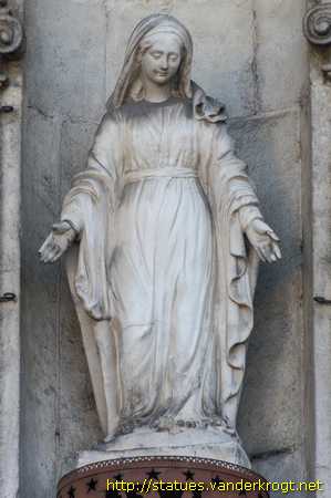 Lyon /  La Vierge