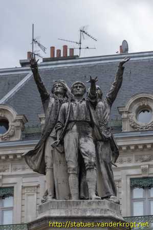 Grenoble /  Fontaine des trois ordres
