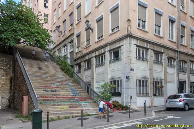 Lyon /  La Vierge