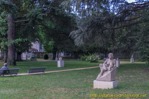 Givors /  Des œuvres de Georges Salendre au parc de la Maison du fleuve Rhône