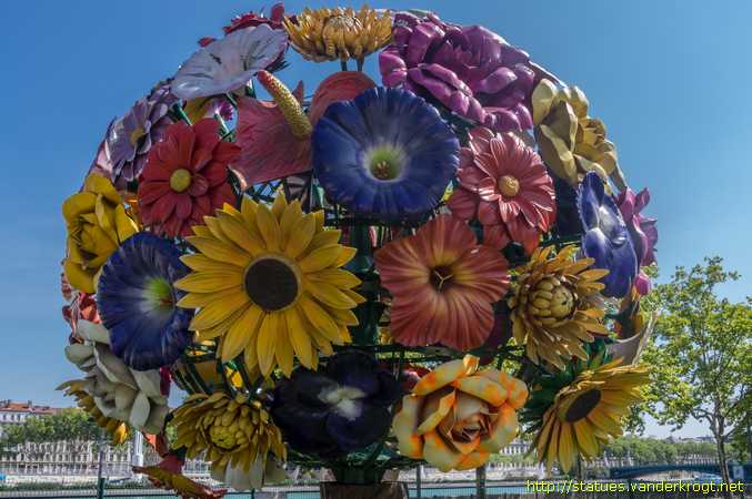 Lyon /  Flower Tree