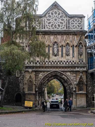 Norwich /  Virgin and Child and Dragon Fighter
