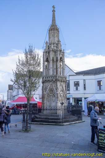 Waltham Cross /  Eleanor Cross