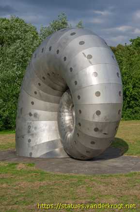 Chesterfield /  Mollusc