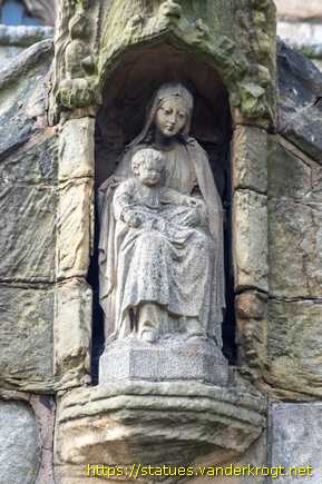 Chesterfield /  St Mary with Child