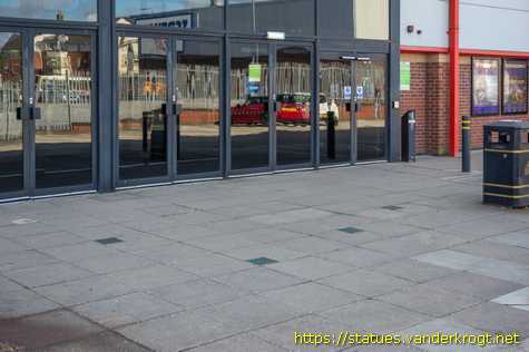 Chesterfield /  Historic moments in the cinema