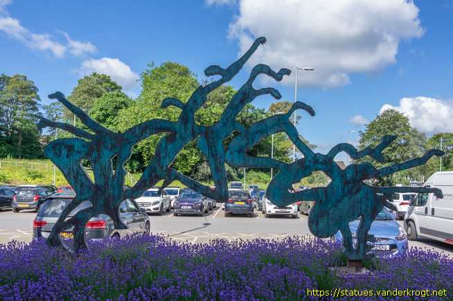 Chesterfield /  Jump