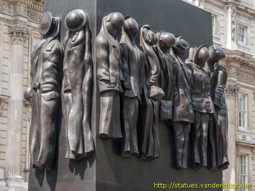 London /  Monument to the Women of World War II