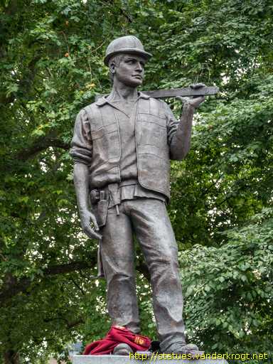 London /  The Building Worker