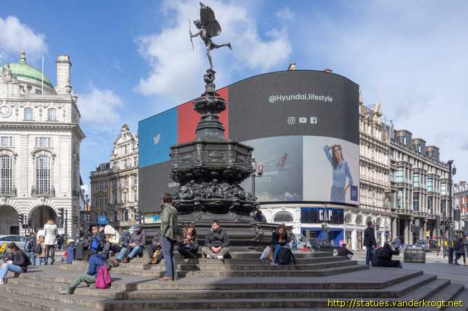 London /  Shaftesbury Memorial Fountain ("Eros")
