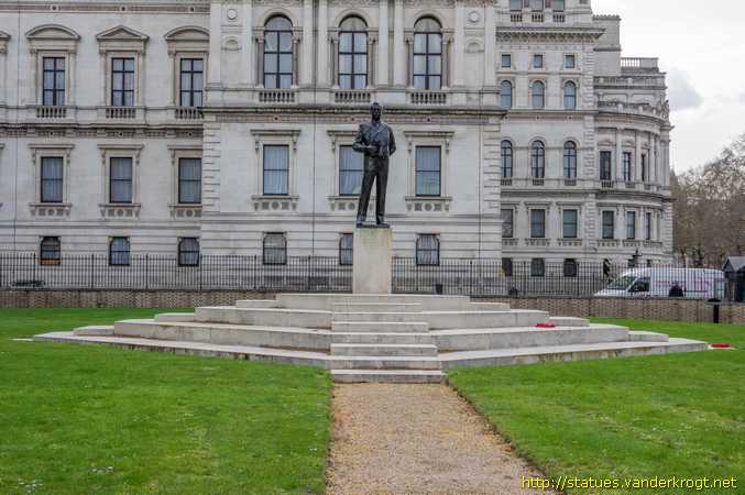 London /  Admiral of the Fleet The Earl Mountbatten of Burma