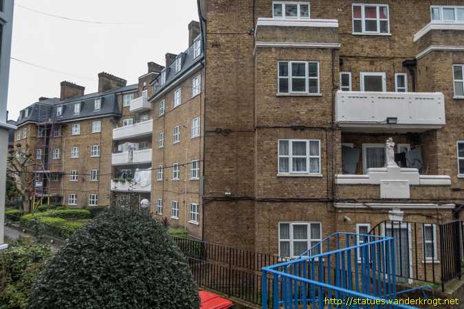 London /  Saint Mary and Child