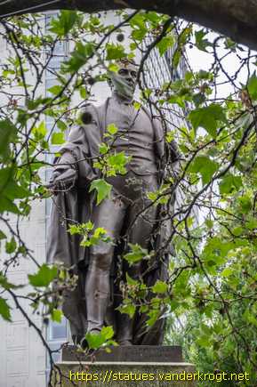 Manchester /  Sir Robert Peel
