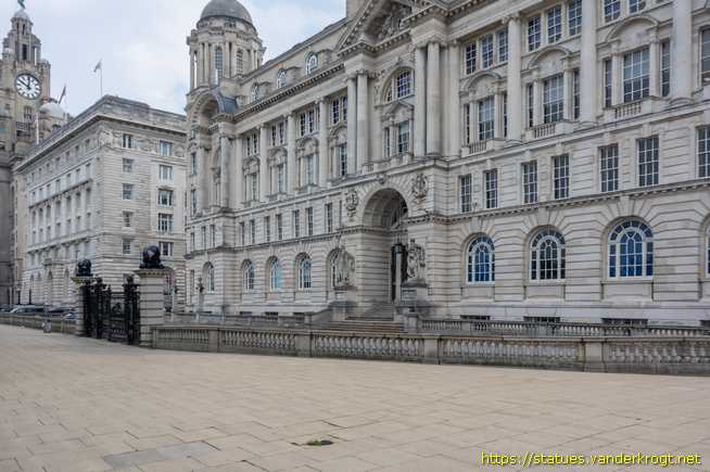 Liverpool /  Commerce and Industry, ships and globes
