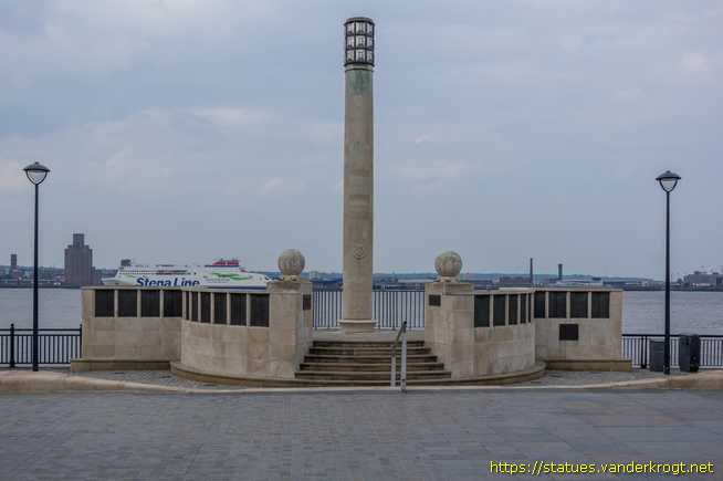 Liverpool /  Naval Memorial