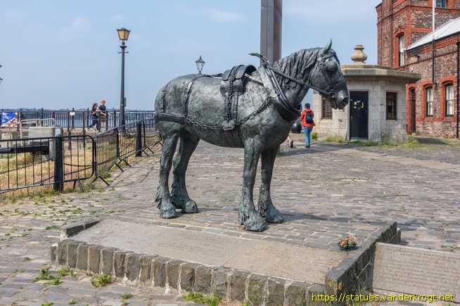 Liverpool /  Waiting