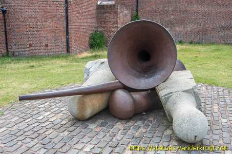 Liverpool /  Raleigh