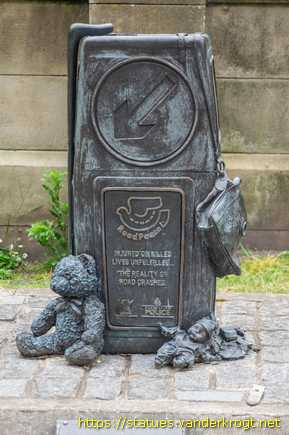 Liverpool /  RoadPeace Monument