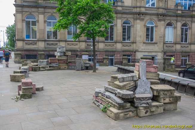 Liverpool /  A Case History