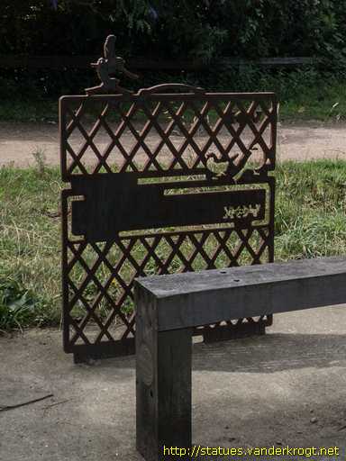 Dartford /  Portrait Bench - Dartford