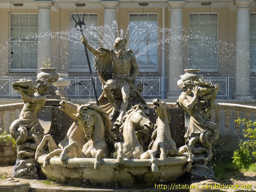 Cheltenham /  Neptune's Fountain
