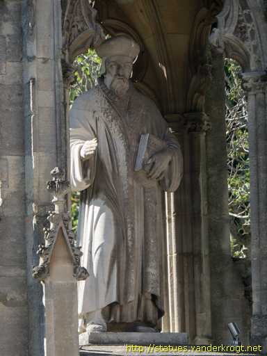 Gloucester /  Bishop Hooper Memorial