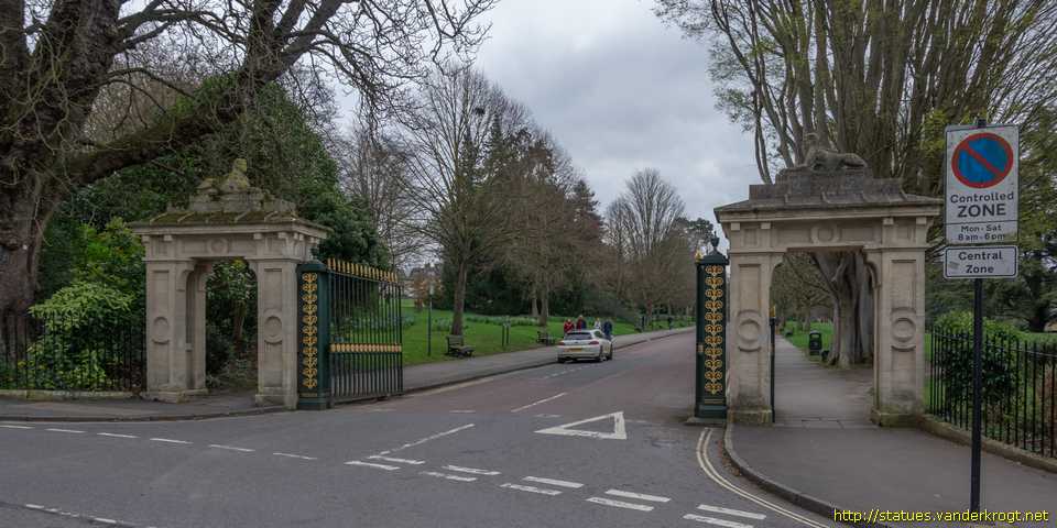 Bath /  Two Sphinxes