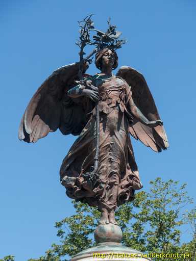 Cardiff - Caerdydd /  South African War Memorial - Cofeb Rhyfel De Affrica