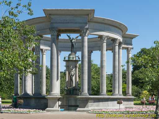 Cardiff - Caerdydd /  Welsh National War Memorial - Cofeb Ryfel Genedlaethol Cymru