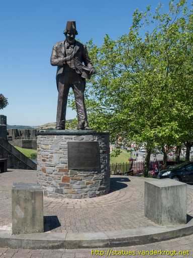 Caerphilly - Caerffili /  Tommy Cooper