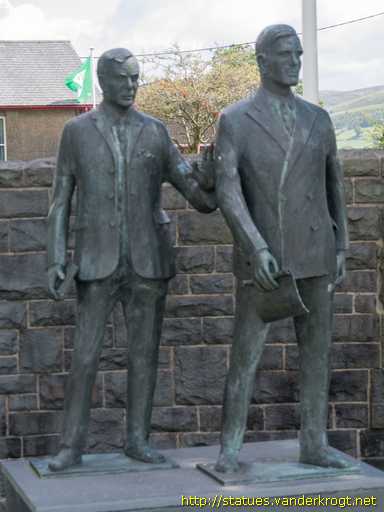 Llanuwchllyn /  Owen Morgan Edwards and Ifan ab Owen Edwards