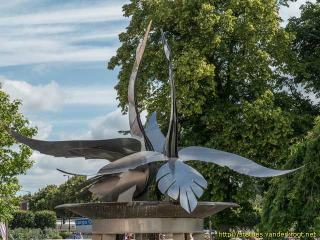 Stratford-upon-Avon /  The Swan Water Fountain