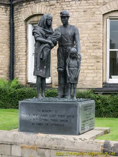 Barnsley /  Miner's Memorial