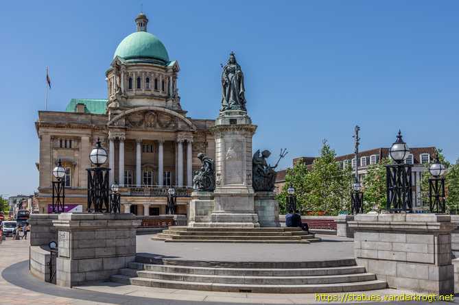 Hull /  Queen Victoria