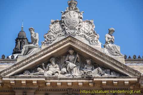 Hull /  Commerce and Prosperity