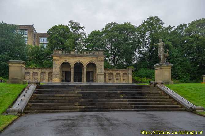 Halifax /  Classical statues