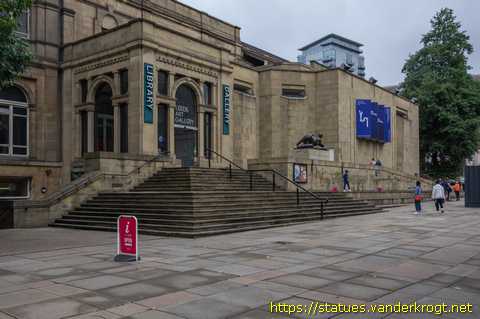 Leeds /  Reclining Woman: Elbow