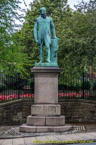 Leeds /  Peter Fairbairn