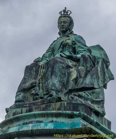 Leeds /  Queen Victoria