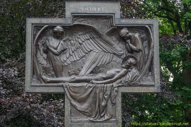 Saltburn by the Sea /  War Memorial 1914-18