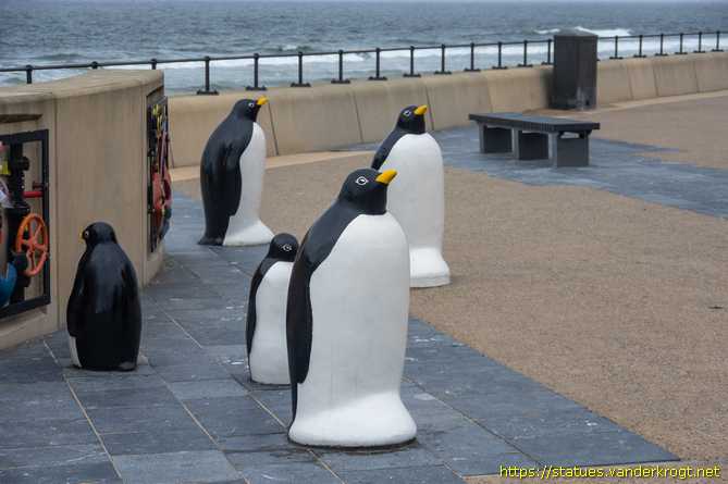 Redcar /  Penguin Bollards