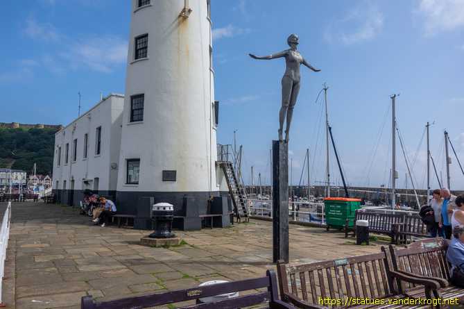 Scarborough /  Diving Belle