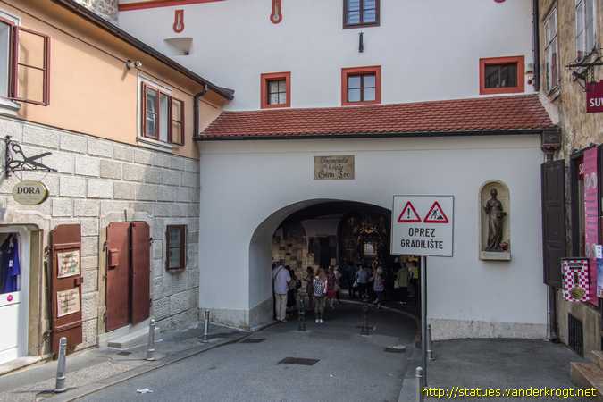 Zagreb /  Dora Krupić