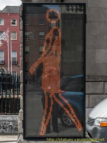 Dublin - Baile Átha Cliath /  Suzanne walking in leather skirt