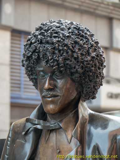 Dublin - Baile Átha Cliath /  Philip P. Lynott