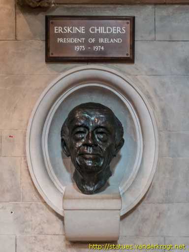 Dublin - Baile Átha Cliath /  Erskine Childers
