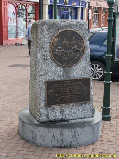 Cobh - An Cóbh /  Titanic Memorial - <i>Cuimhneachán an Titanic</i>