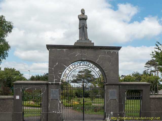 Skibbereen - An Sciobairín /  Jeremiah O'Donovan Rossa - <i>Diarmuid Ó Donnabháin Rosa</i>